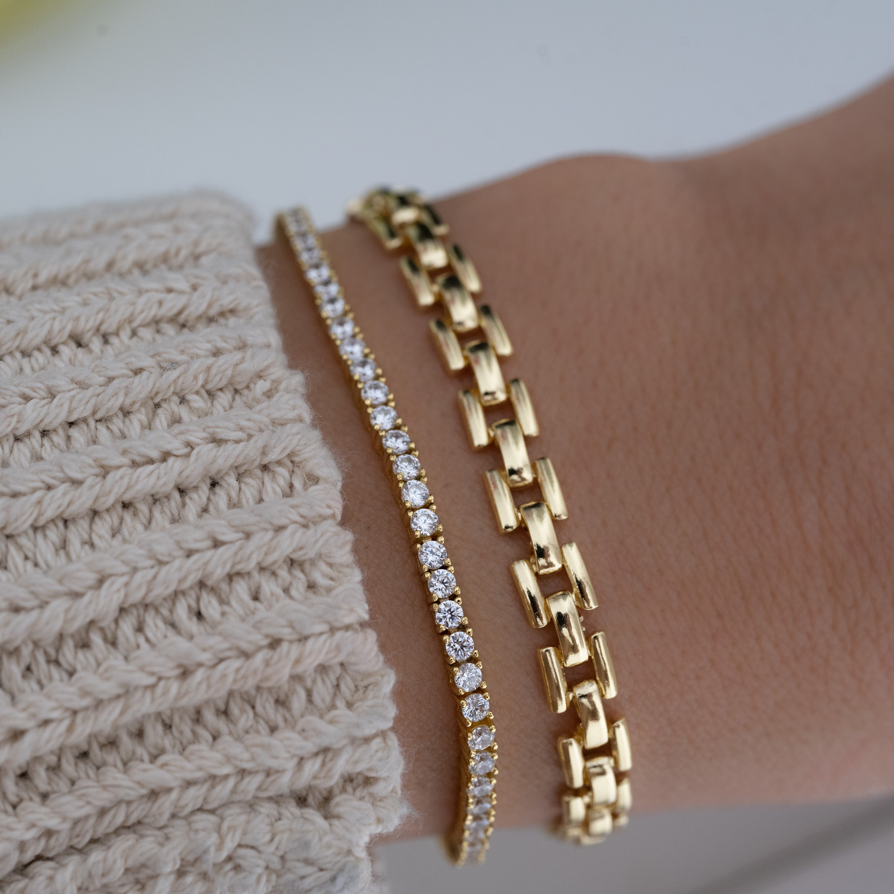 Elegant Tennis Bracelet with Secure Latch Closure